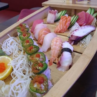 Sushi Boat